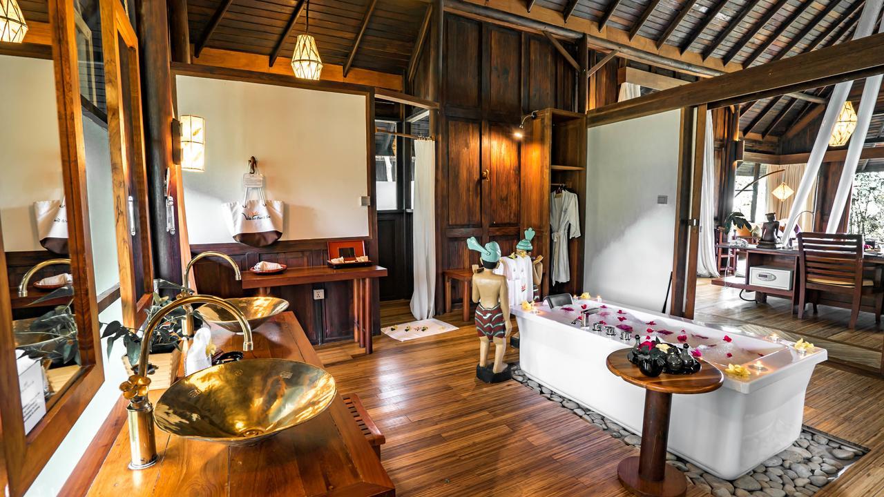 ניאונגשווה Villa Inle Boutique Resort מראה חיצוני תמונה