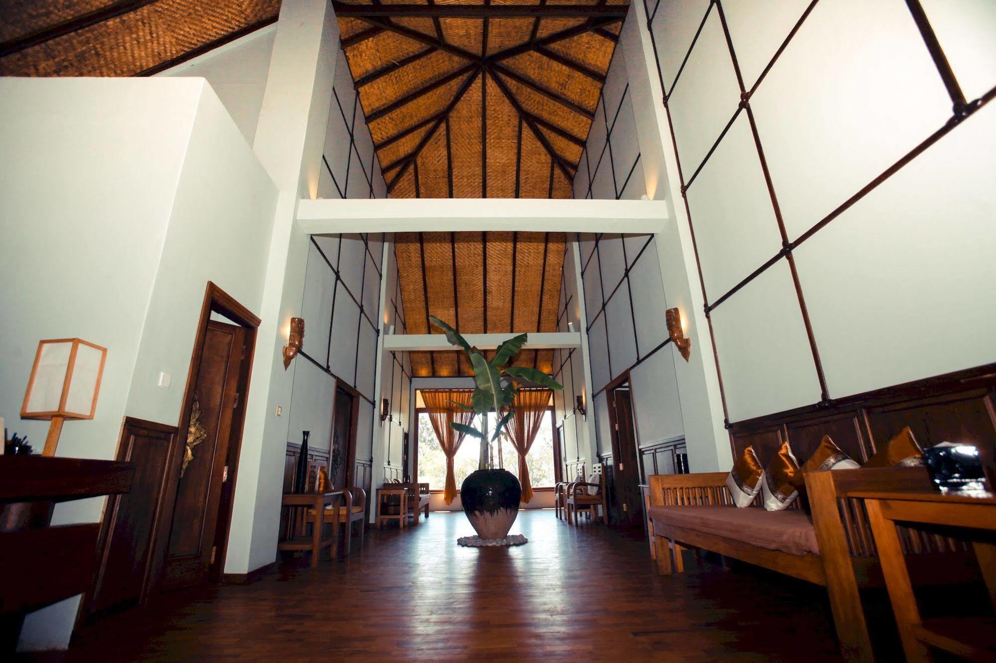 ניאונגשווה Villa Inle Boutique Resort מראה חיצוני תמונה