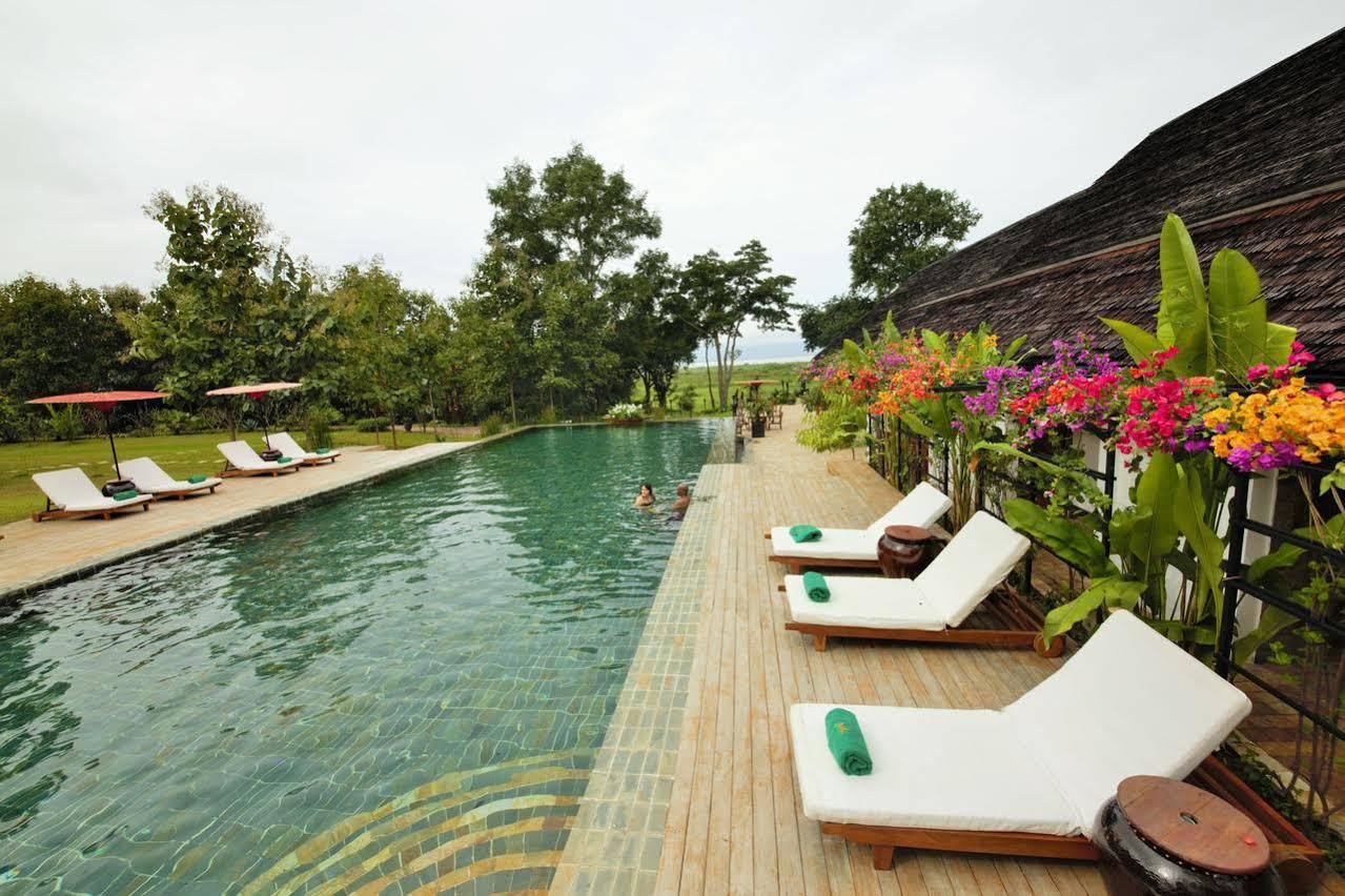 ניאונגשווה Villa Inle Boutique Resort מראה חיצוני תמונה